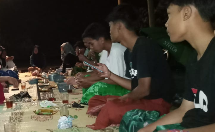 Pertemuan Rutin Karang Taruna Selo Timur : Ketua Ajak Anggota Makmurkan Masjid