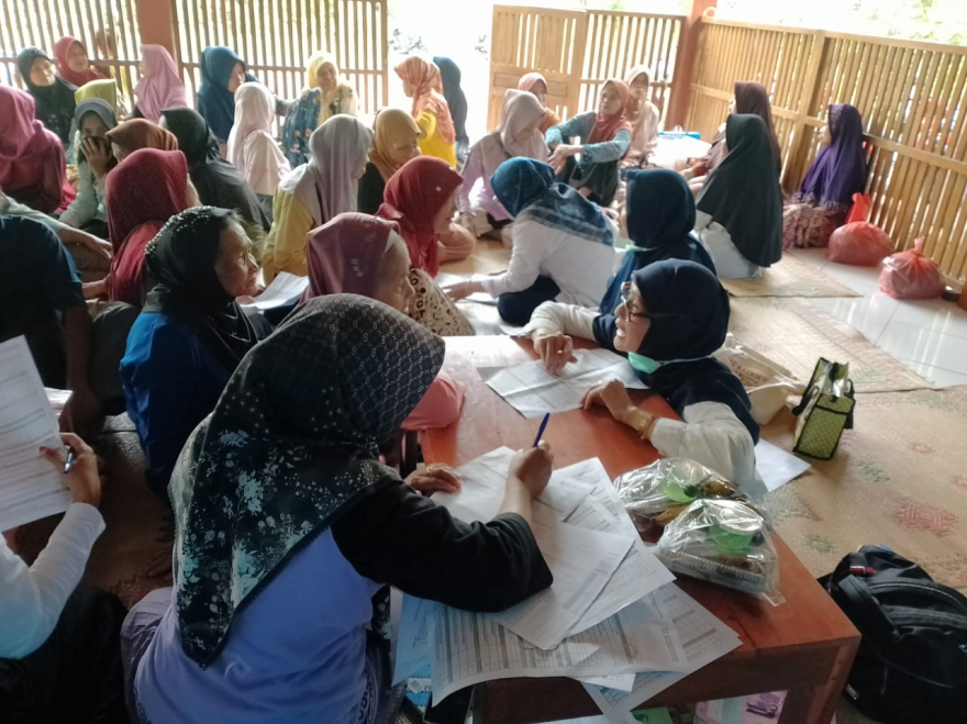 Dukung Kesehatan Warga bersama Petugas Puskesmas Kokap 1